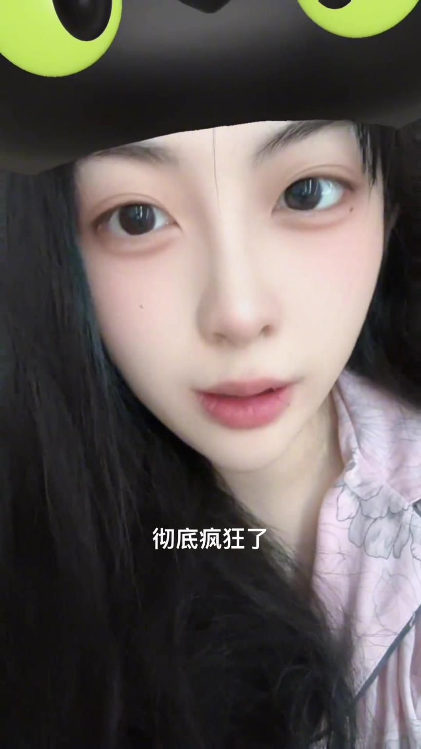 小姐姐：饑荒啊！為什么曼聯(lián)這個首富這么摳搜